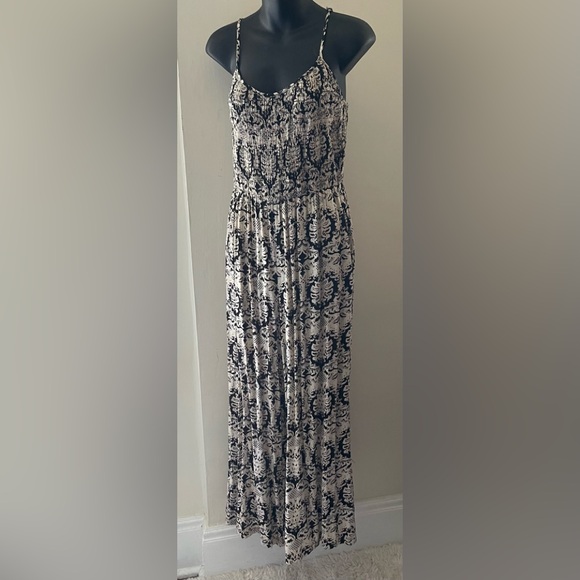 Angie Black & Beige Jumpsuit/Romper Size Medium - Picture 1 of 16